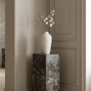Noor Plinth